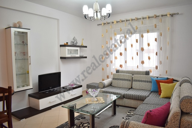 Apartament 2+1 per qira prane fushes se Ali Demit ne Tirane